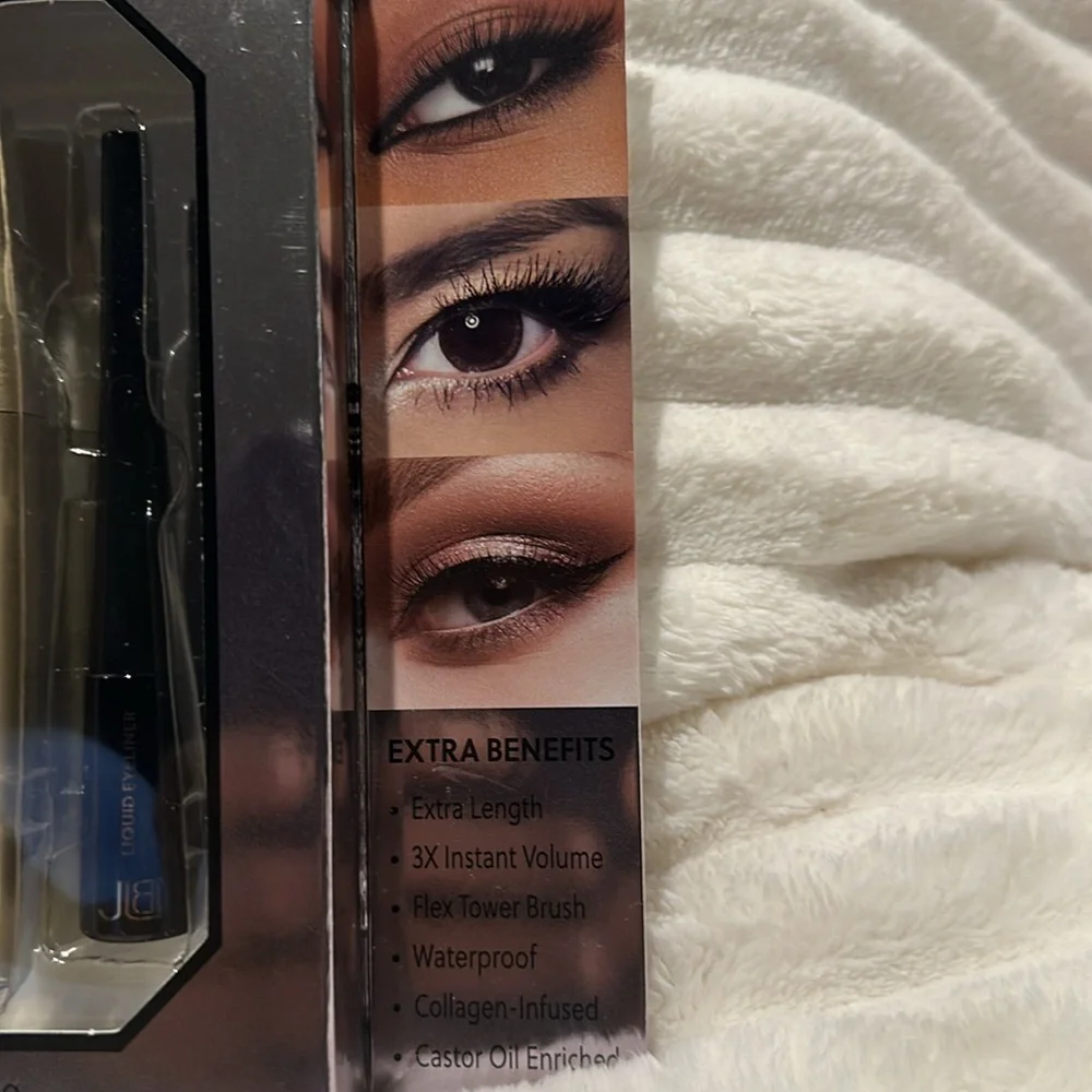 Healthy Lashes Castor Oil and Collagen-Infused Mascara. Limitless Eye Trio.